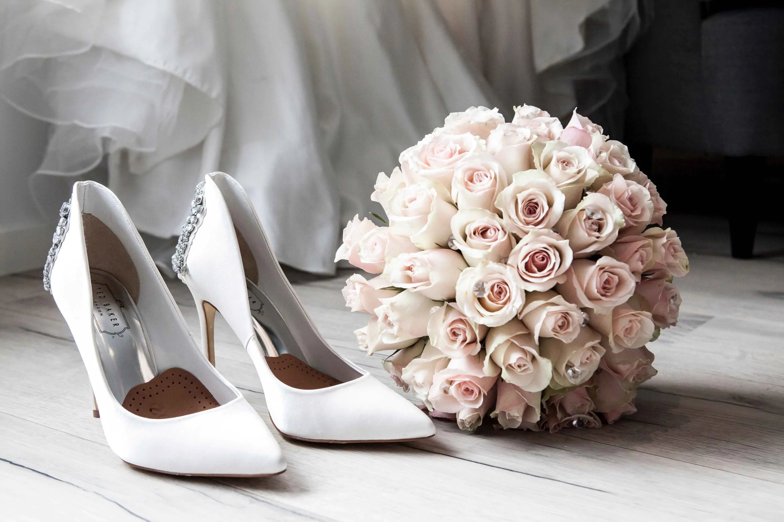 wedding forever roses